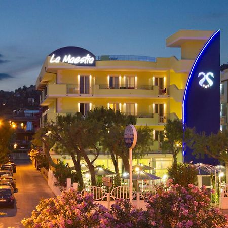 Hotel La Maestra Grottammare Luaran gambar