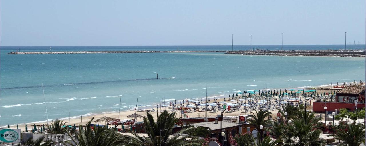 Hotel La Maestra Grottammare Luaran gambar