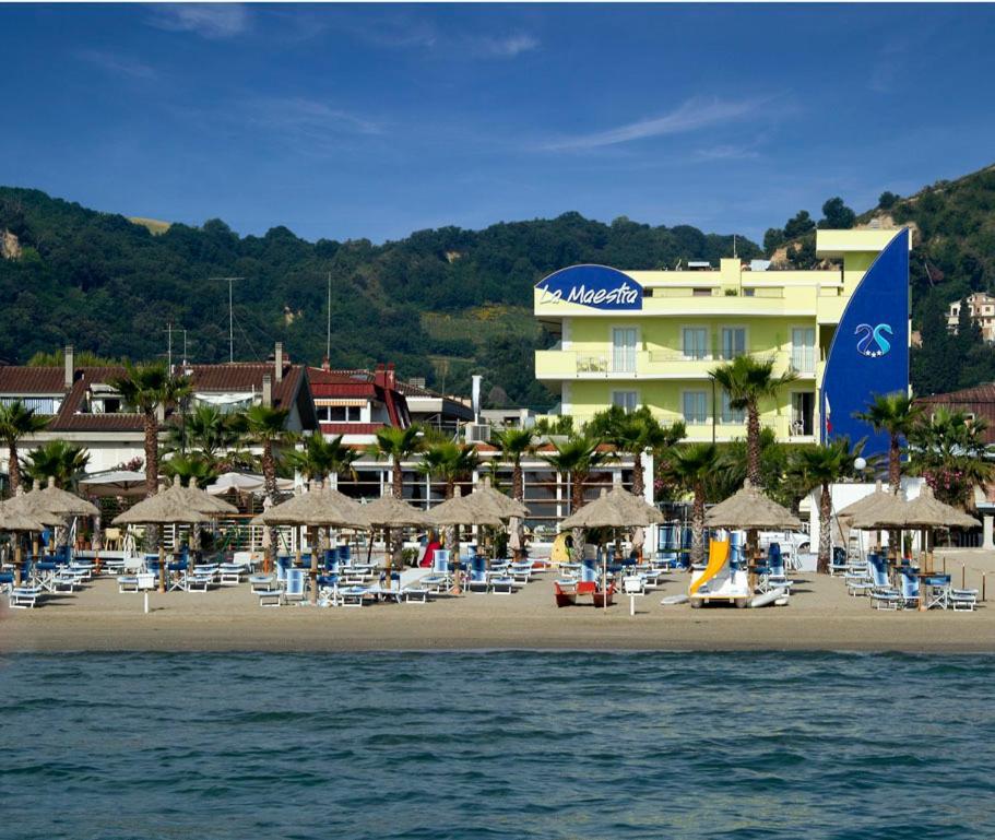 Hotel La Maestra Grottammare Luaran gambar